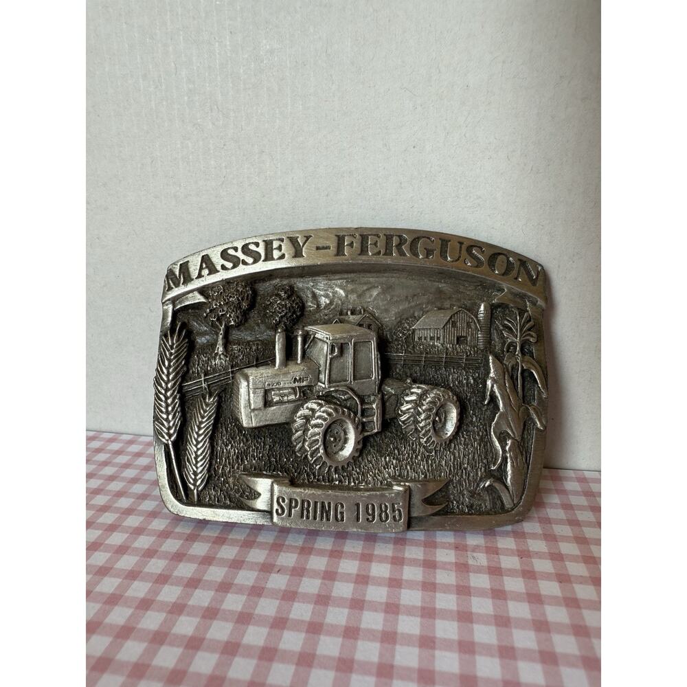 Massey Ferguson Tractor Belt Buckle Spring 1985 Limited Ed No. 3198/4000
